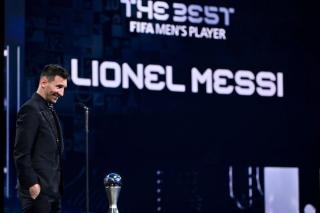 GOAT! Lionel Messi Sabet Gelar The Best FIFA Men