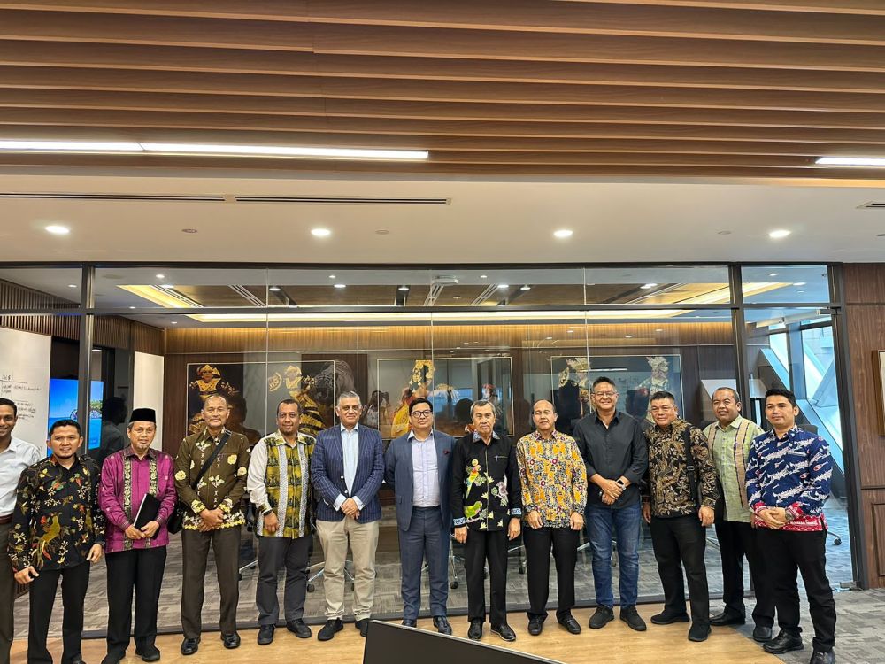 Berkunjung ke Malaysia dan Singapura, Gubri Temui Pengusaha, Tarik Investor ke Riau