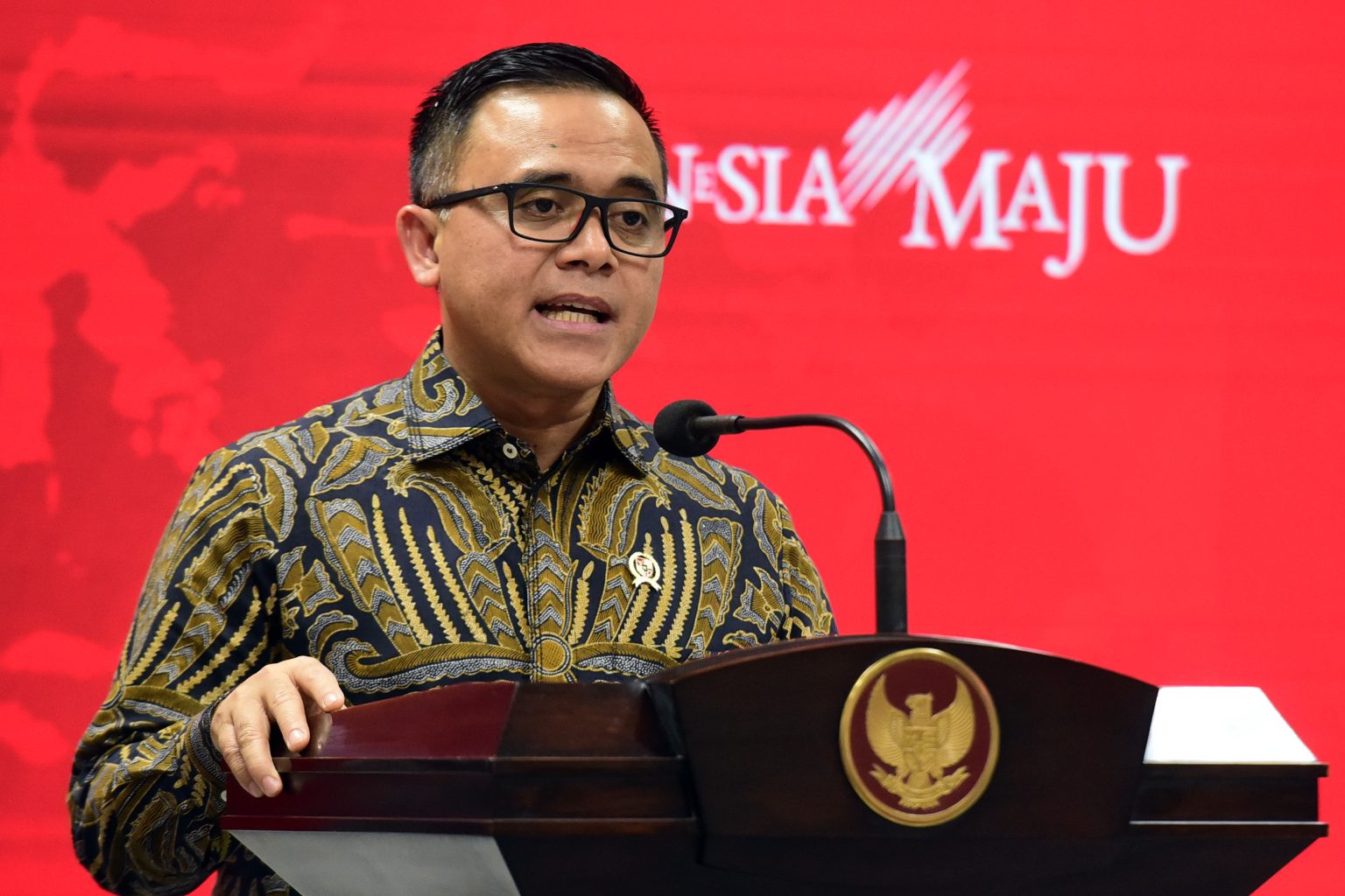 Presiden Minta Menteri PANRB Cari Jalan Terbaik Selesaikan Persoalan Tenaga Non-ASN