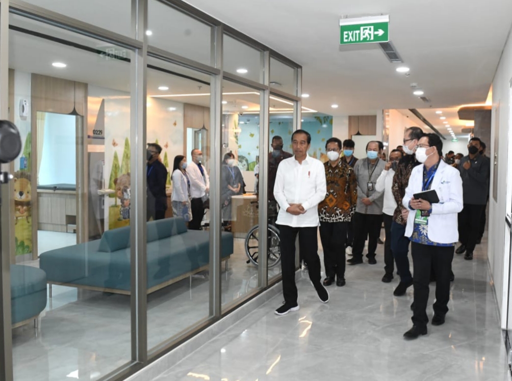 Tingkatkan Pelayanan Kesehatan, Presiden Jokowi: Perbanyak Dokter Spesialis