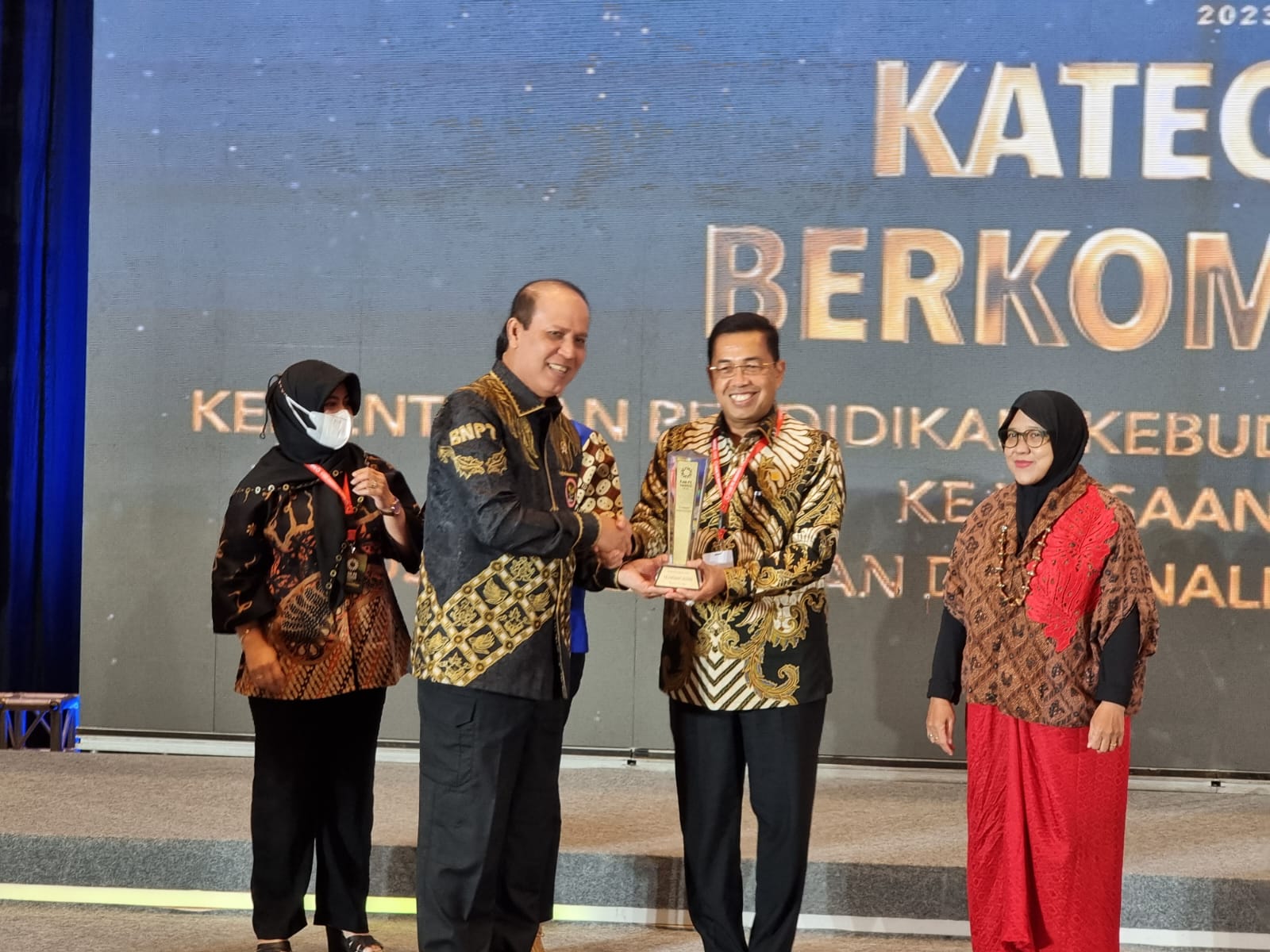 Kejaksaan Agung Terima Penghargaan RAN PE Awards