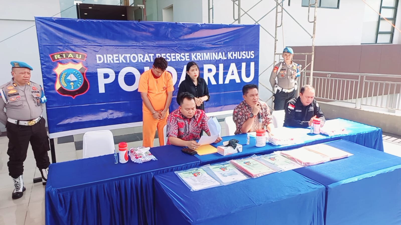 Modus KUR Fiktif dengan Kerugian Ratusan Juta, Mantan Pegawai Bank di Pekanbaru Ditahan