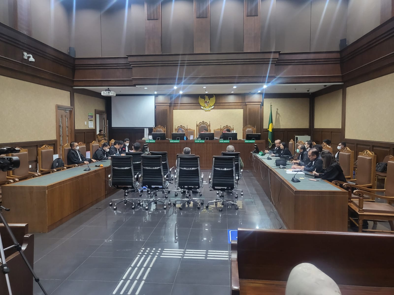 Tuntutan JPU Terhadap Terdakwa Perkara Impor Besi atau Baja