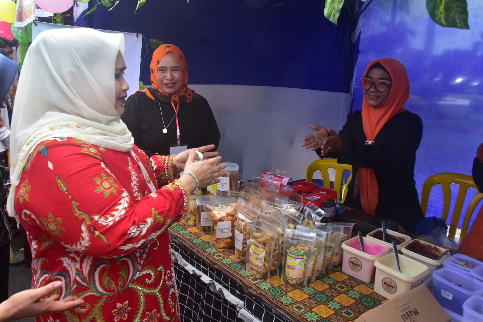 Bupati Kasmarni Buka Expo Ekonomi Kreatif Pesona Bermasa 2023
