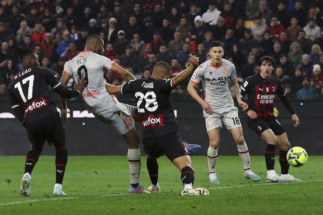 Serie A: Udinese Bungjam AC Milan dengan Skor 3-1