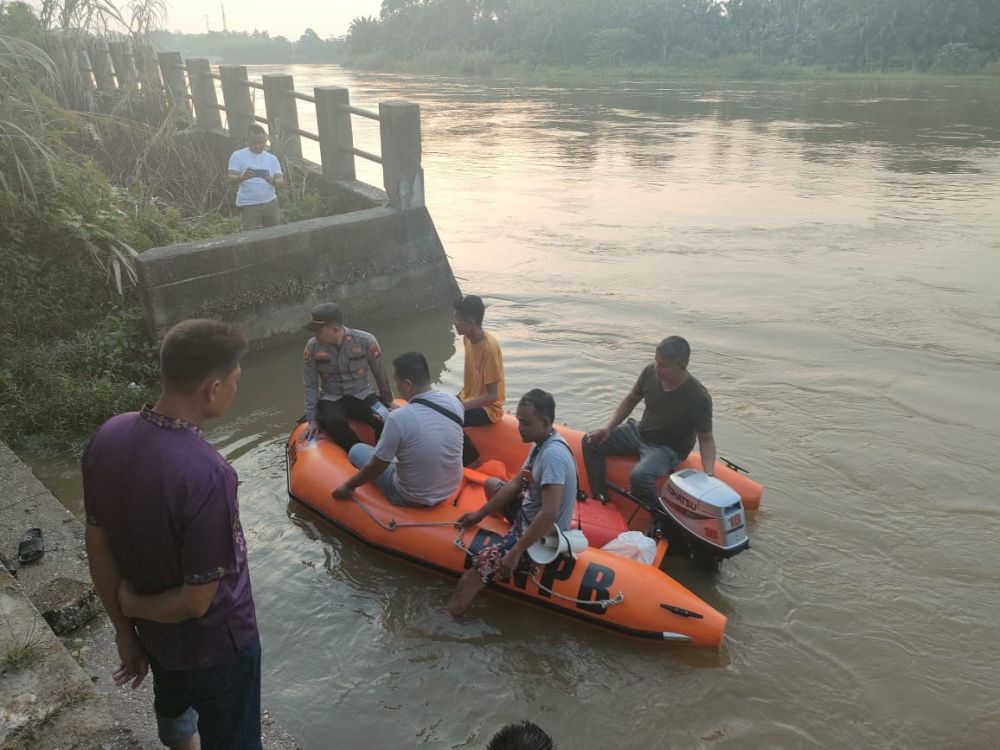 Tim SAR Cari Bocah Tenggelam di Sungai Kampar