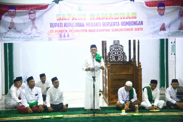 Bupati Adil Lanjutkan Safari Ramadan ke Tebingtinggi Timur