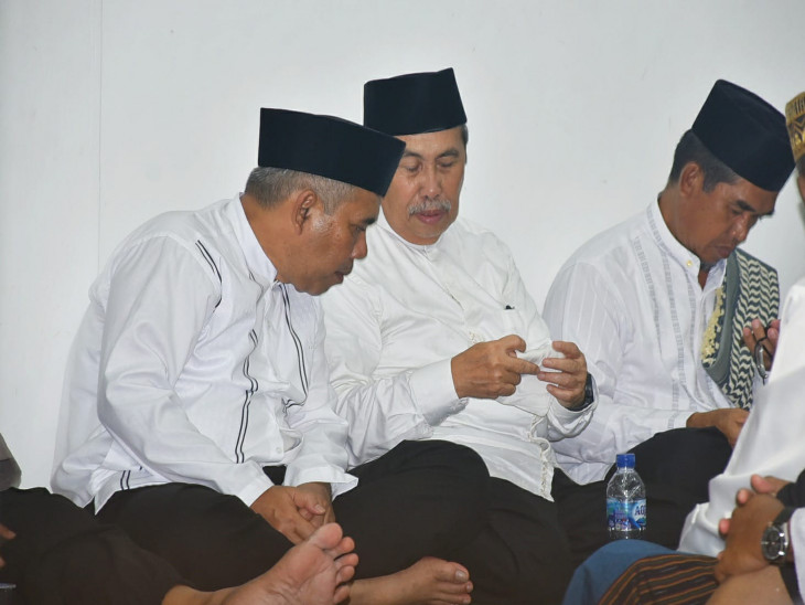 Pj Bupati Kampar Dampingi Safari Ramadhan Perdana Gubernur Riau di Binuang Kecamatan Bangkinang
