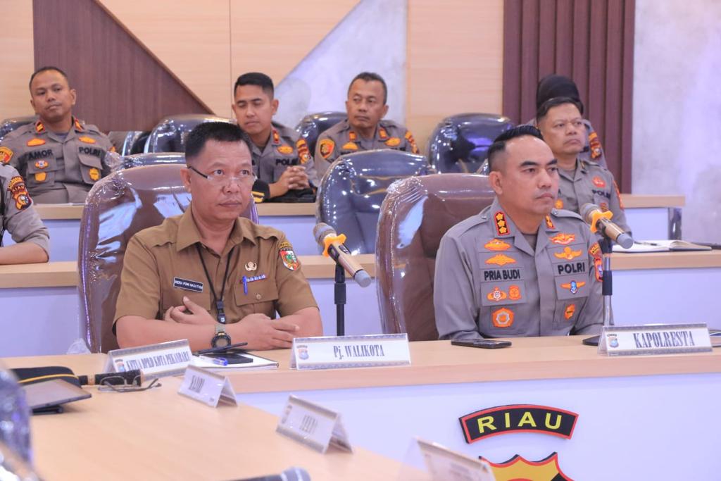Rapat Forkopimda, Bahas Rencana Pemindahan Pengungsi Rohingya dari Aceh ke Pekanbaru