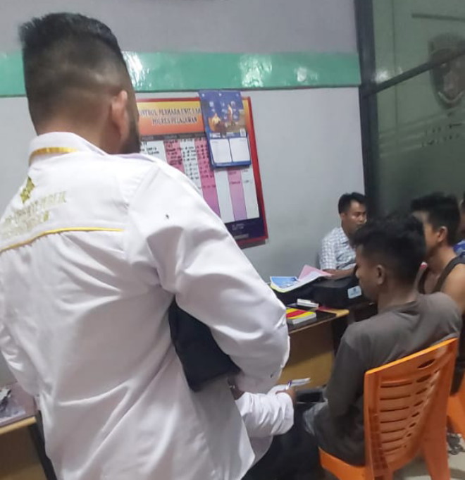 Unik, Amankan Terduga Pencuri Buah Sawit, 4 Security BGN Malah Ditahan Polres Pelalawan