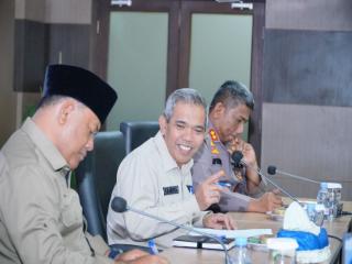 Bersama Forkopimda Kampar, Pj Bupati Pimpin Rakor Penyelesaian Konflik Lahan di KamparÂ 