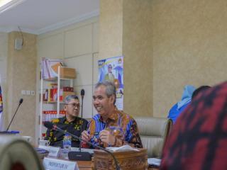 Pj Bupati Kampar Paparkan Program dan Sampaikan Laporan Triwulan III ke Kemendagri