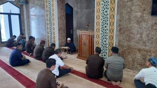 Ustadz Chairul Ihkwan Sampaikan Tausiyahnya Ba