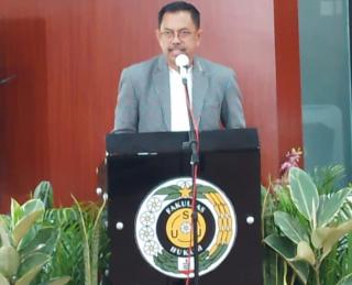 Profesor Asep N Mulyana Orasi Ilimiah di Perayaan Puncak Dies Natalis FH USU