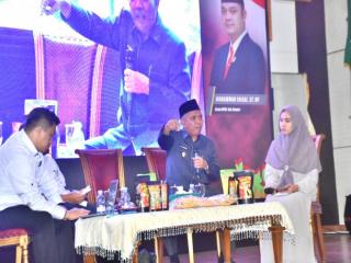 Pj Bupati Kampar Menjadi Narasumber Seminar Nasional terkait Tantangan dan Prospektif Pengembangan B