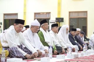 Wakil Gubernur Riau Sambut Bulan Suci Ramadan Bersama Majelis Zikir LAMR