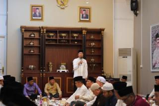 Sambut Ramadan Gubernur dan Wagub Riau Doa Bersama