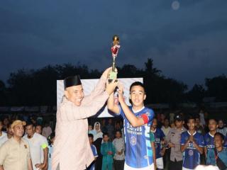 Pj Bupati Kampar Tutup Open Turnamen PSHW Penyesawan