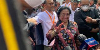 Apdesi Dukung Presiden 3 Periode, Megawati: Kasian Badannya Jokowi Makin Kering