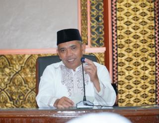 Pj Bupati Kampar Hadiri Safari Ramadhan di Mesjid Baiturahim