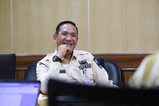 Kejar PAD, Penertiban Reklame Ilegal di Pekanbaru Terus Berlanjut