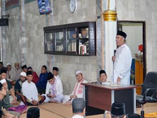 Pj Bupati Kampar Safari Ramadhan di Masjid Nurul Iman Pasar Inpres Bangkinang