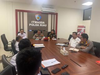 Aswas Kejati Riau Rapat Koordinasi Program Kerja Bersama Tim Saber PungliÂ 
