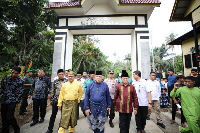 Wagubri Edy Natar Hadiri Acara Tahunan Mandai Ulutaon di Rohul