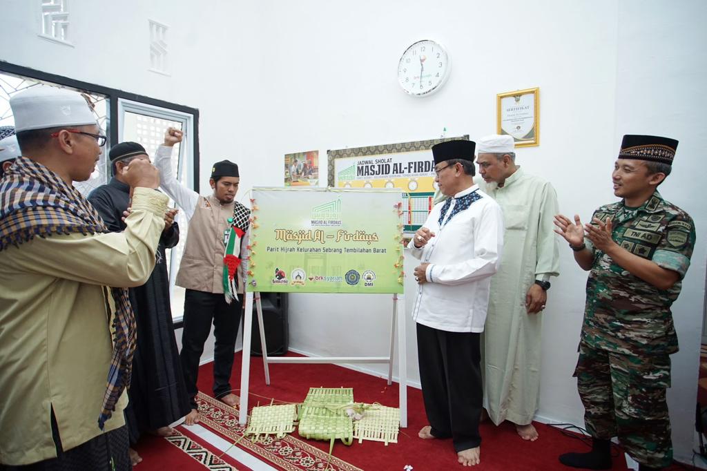 Bupati Wardan Resmikan Masjid Al-Firdaus di Eks Lokalisasi Sungai Dugil