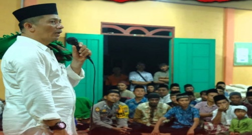 Safari Ramadan di Desa Sokop, Bupati Adil: Tahun ini Dibangun Jembatan Sokop - Beting