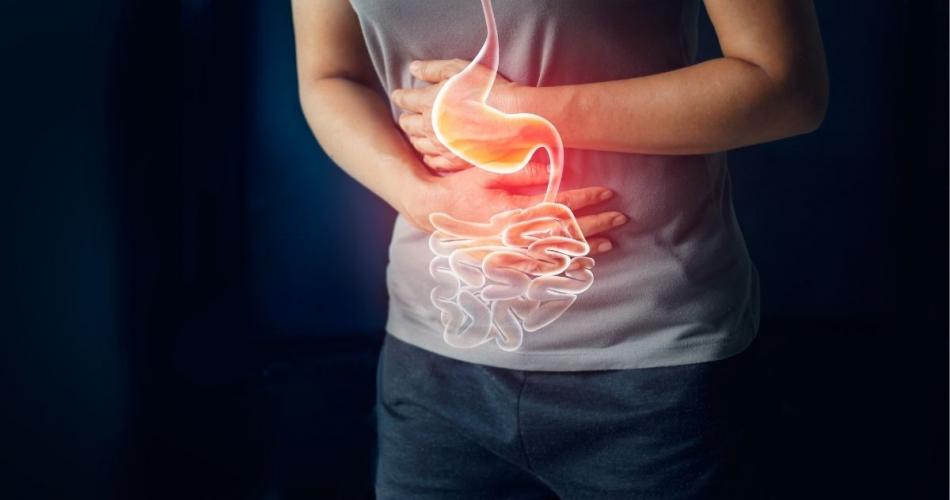 6 Tips Aman Puasa bagi Pengidap Sakit Lambung