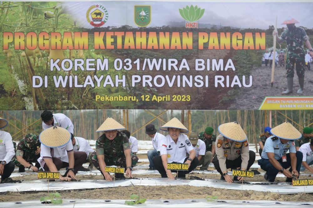 Gubri Syamsuar Ajak Masyarakat Manfaatkan Tanah Terlantar Agar Produktif