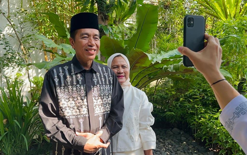 Hari Lebaran, Presiden Jokowi Silaturahmi dengan Wapres via Panggilan Video