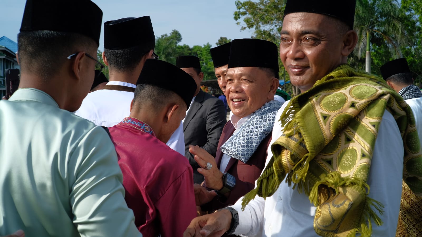 Perdana, H Asmar Lebaran Sambut Kemenangan Sebagai Plt Bupati MerantiÂ 