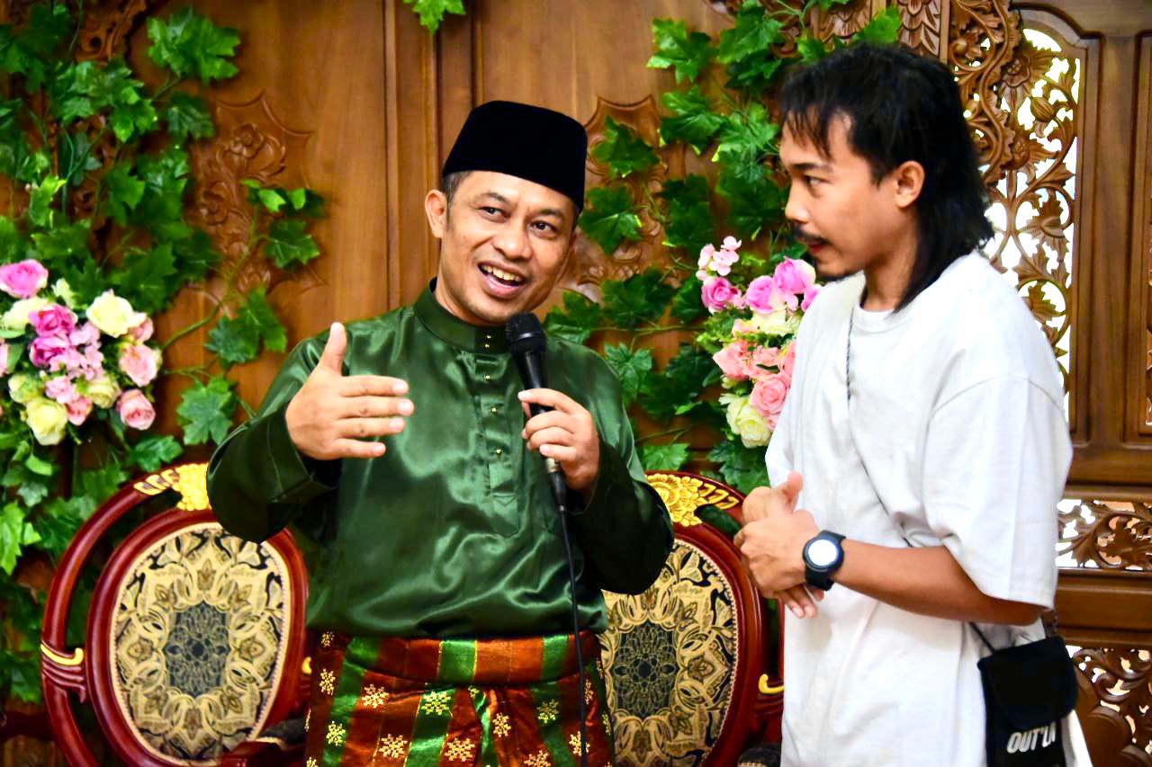 Artis Viral Balik Kampung Lebaran, Kunjungi Kediaman Wabup Bagus Santoso