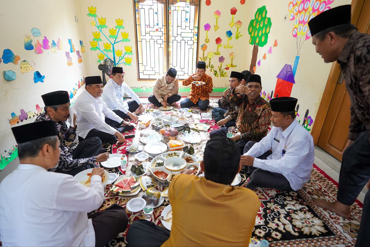 Wagubri Silaturahmi dengan Rektor Umri