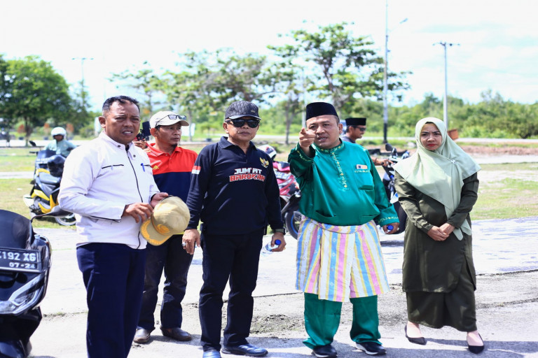 Plt. Bupati H. Asmar Tinjau Sejumlah Proyek di Meranti