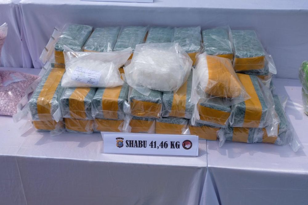 Oknum Polisi di Siak Ditangkap saat Pesta Sabu, Barang Bukti 40 Paket