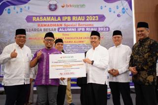Alumni IPB Riau Beri Santunan di Bulan Ramadan dan Launching Program Kaleng Infak Subuh