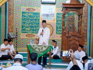 Pj Bupati Kampar Safari Ramadhan di Desa Pandau Jaya Siak Hulu