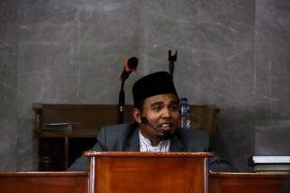 Ustadz Zulhendri Rais Harapkan Pegawai Kejati Riau Sholat Berjemaah di Masjid