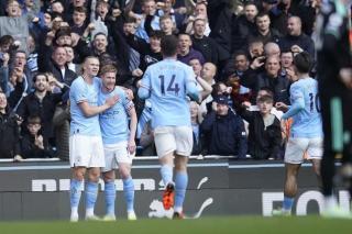 Premier League: Manchester City Hajar Leicester City dengan Skor 3-1