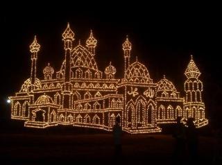 Malam Ini, Pemko Pekanbaru Gelar Festival Lampu Colok