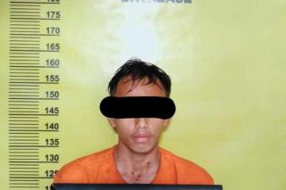 Ngeri! Sopir Taksi Online di Pekanbaru Digorok Penumpang