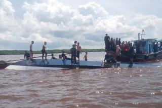 Korban Tewas Tenggelamnya Kapal Evelyn di Inhil Bertambah Jadi 12 Orang