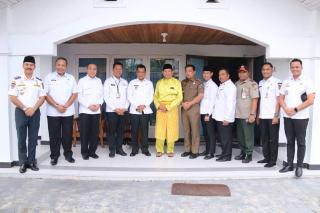 Pj Walikota Pekanbaru dan Jajaran Silaturahmi Bersama Tokoh Riau Marjohan Yusuf