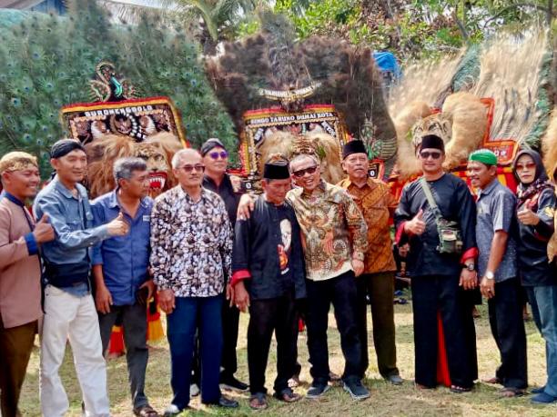 Wabup Bagus Santoso Apresiasi Perjuangan Keluarga Mbah Jumani Lestarikan Seni Budaya ReogÂ