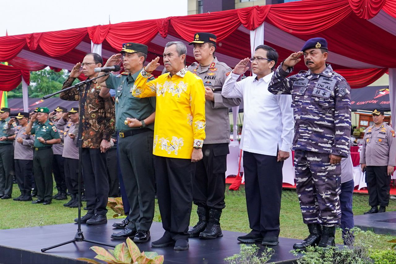 Gubri Syamsuar Hadiri Halalbihalal TNI-Polri Provinsi Riau