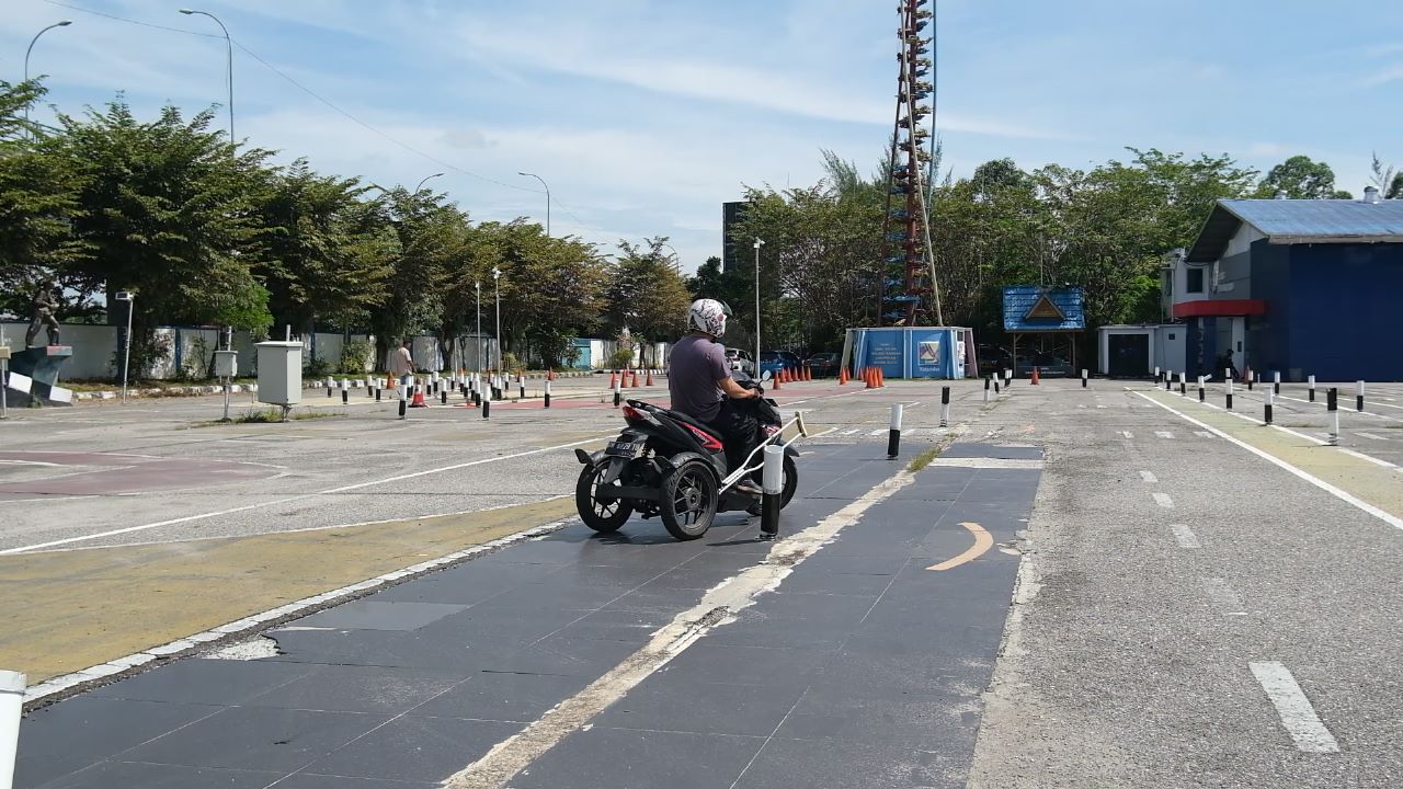 Satlantas Polresta Pekanbaru Terbitkan SIM bagi Penyandang Difabel