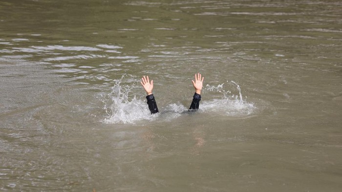 Cekcok dengan Suami, IRT di Rohul Tewas Usai Lompat ke Sungai